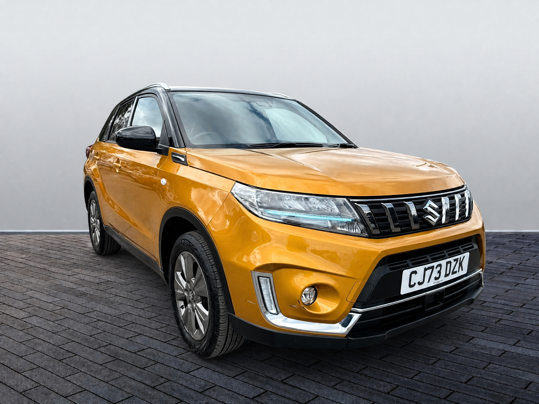 Main listing image - Suzuki Vitara