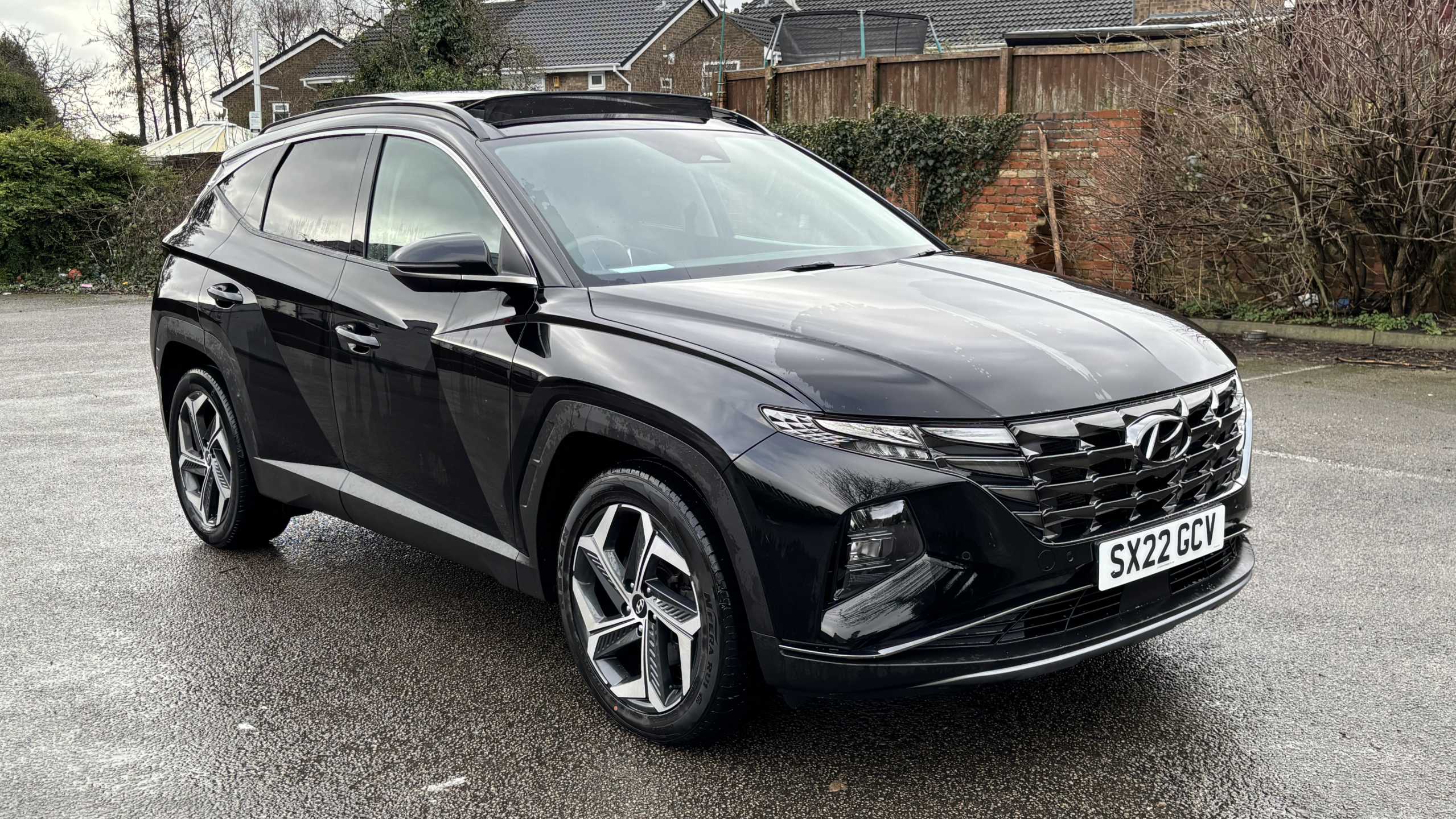 Main listing image - Hyundai Tucson