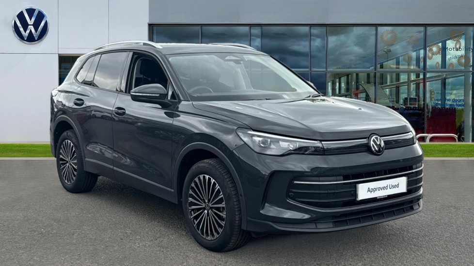 Main listing image - Volkswagen Tiguan