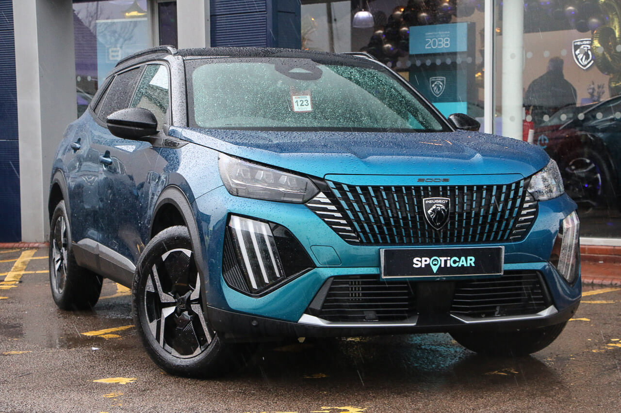 Main listing image - Peugeot 2008