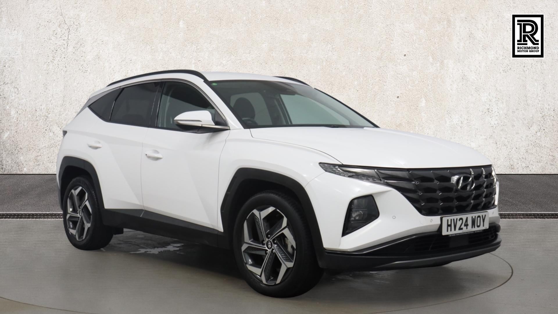 Main listing image - Hyundai Tucson