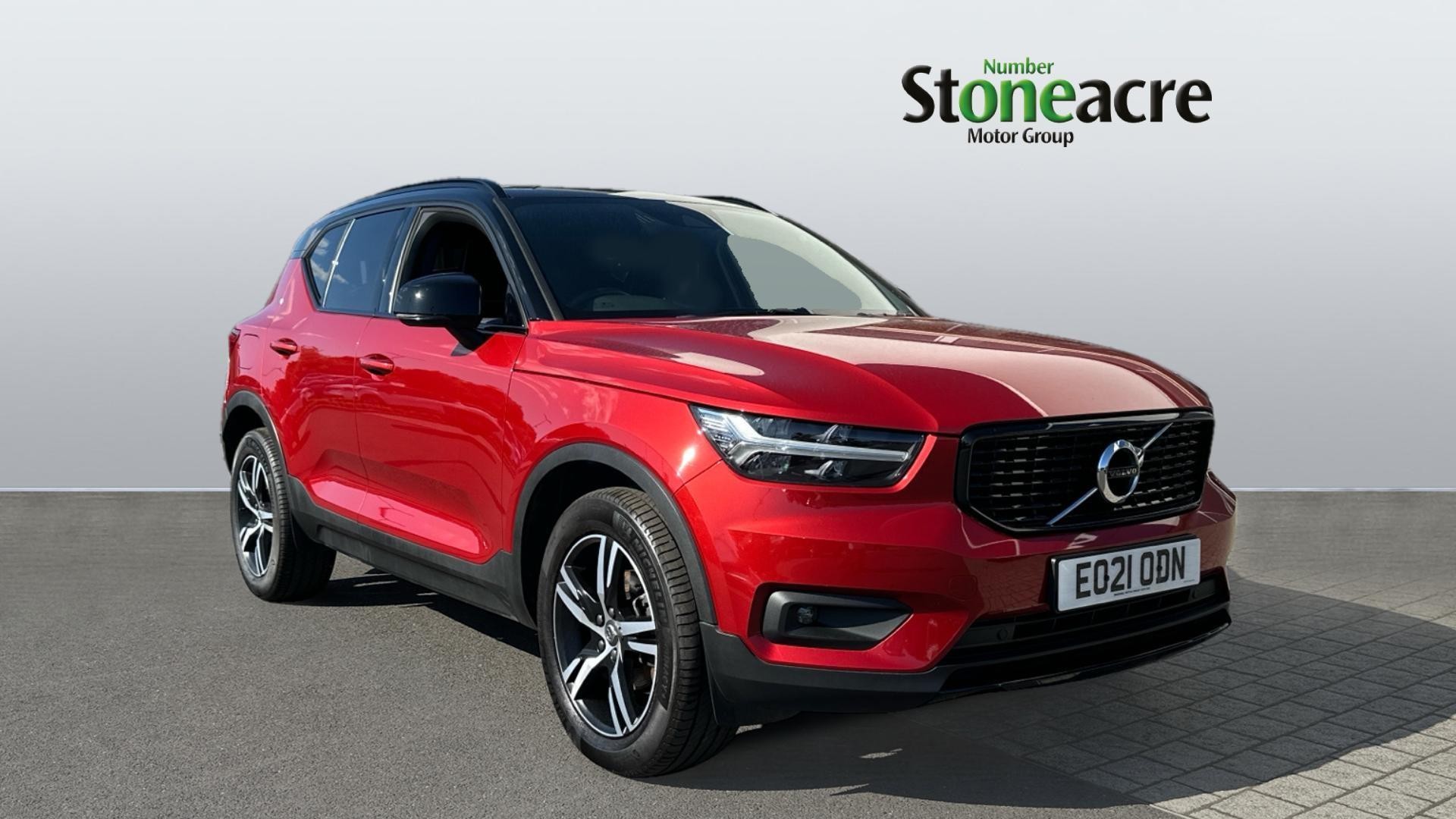 Main listing image - Volvo XC40