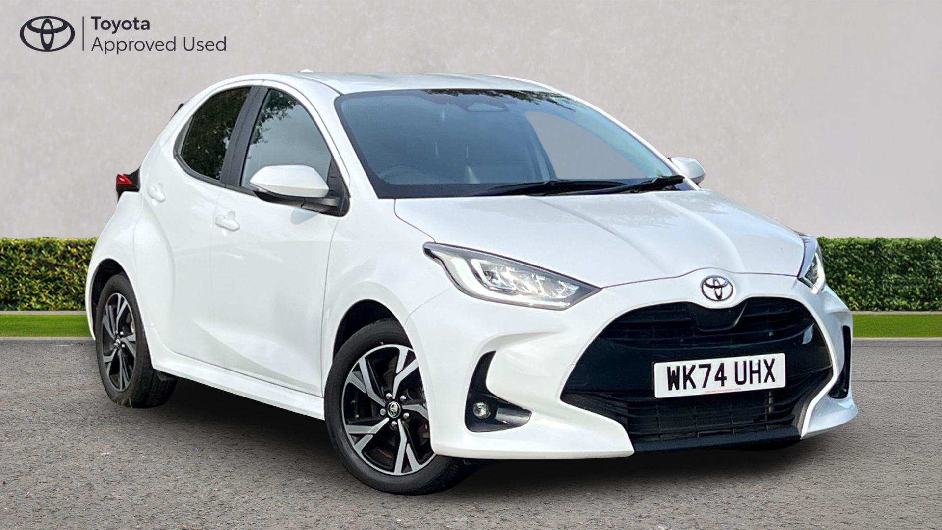 Main listing image - Toyota Yaris