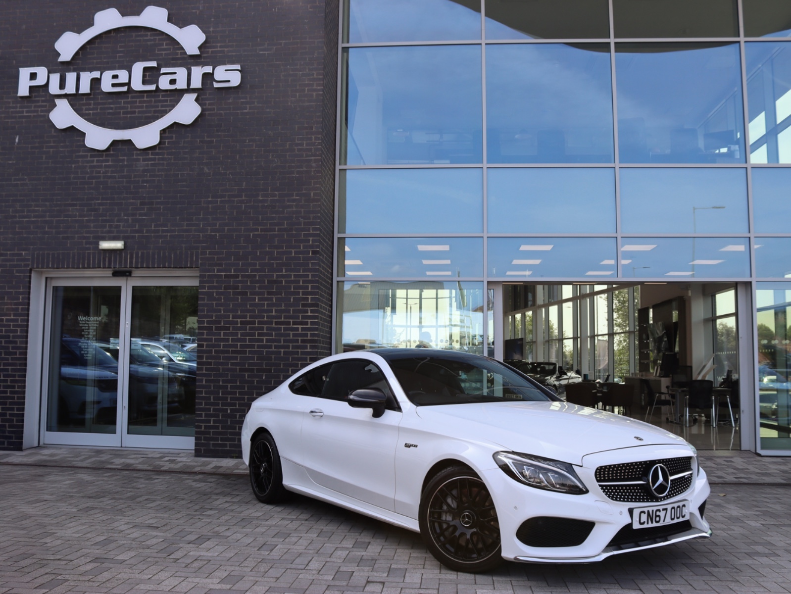 Main listing image - Mercedes-Benz C-Class Coupe