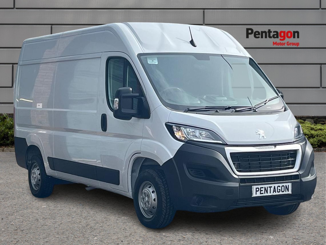 Main listing image - Peugeot Boxer