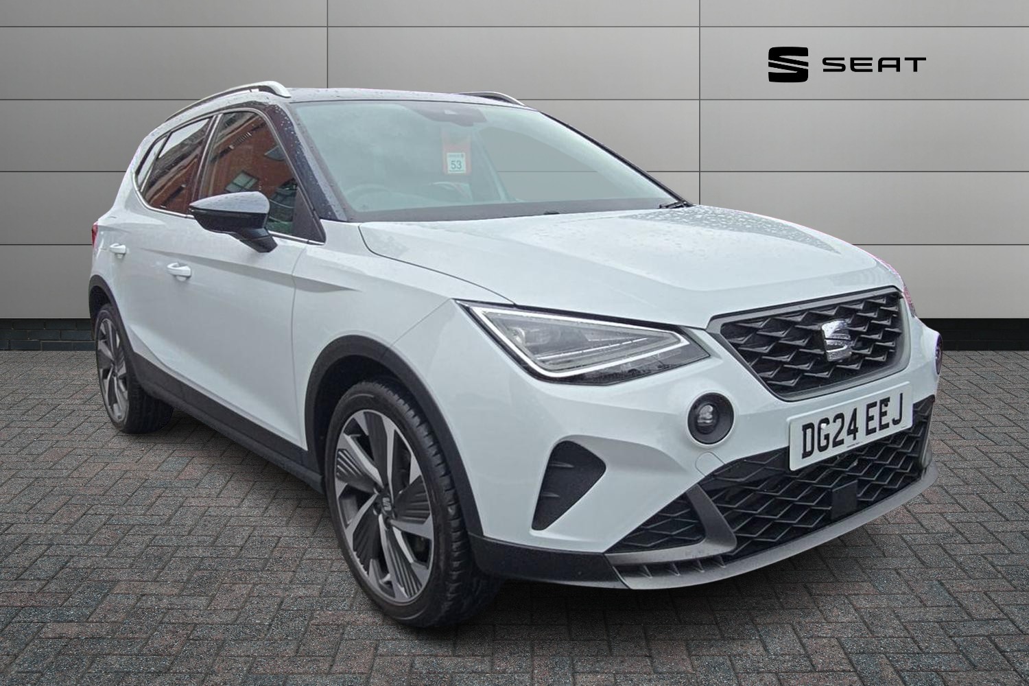 Main listing image - SEAT Arona