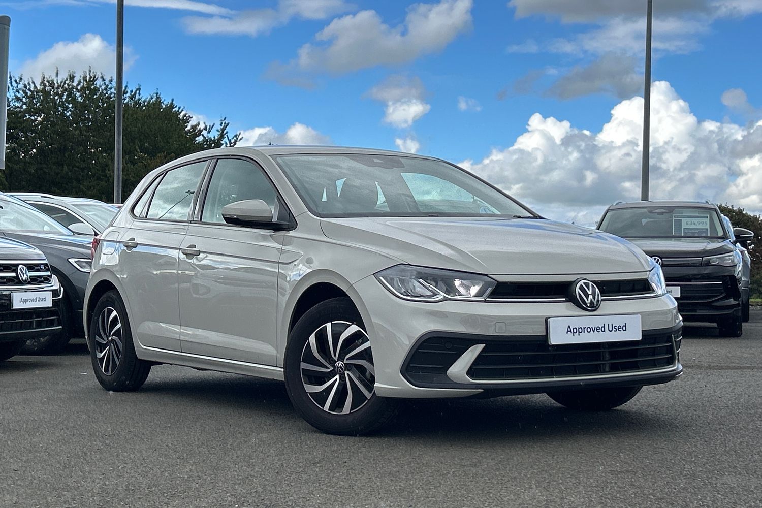 Main listing image - Volkswagen Polo