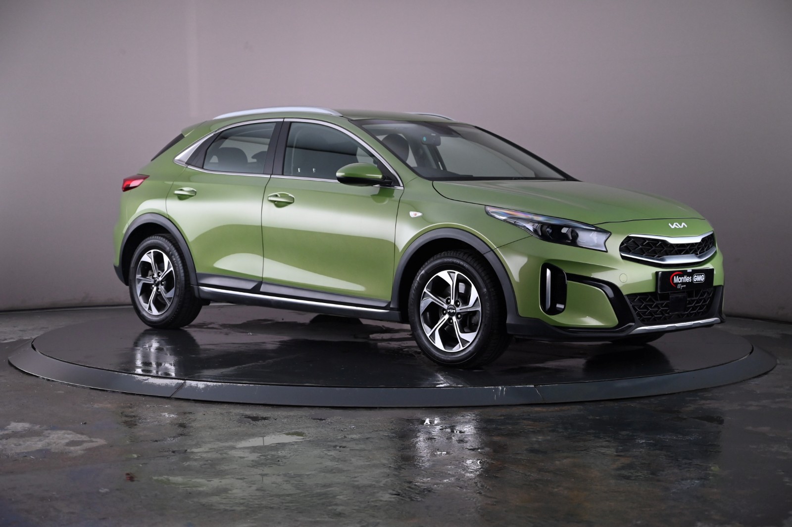Main listing image - Kia XCeed