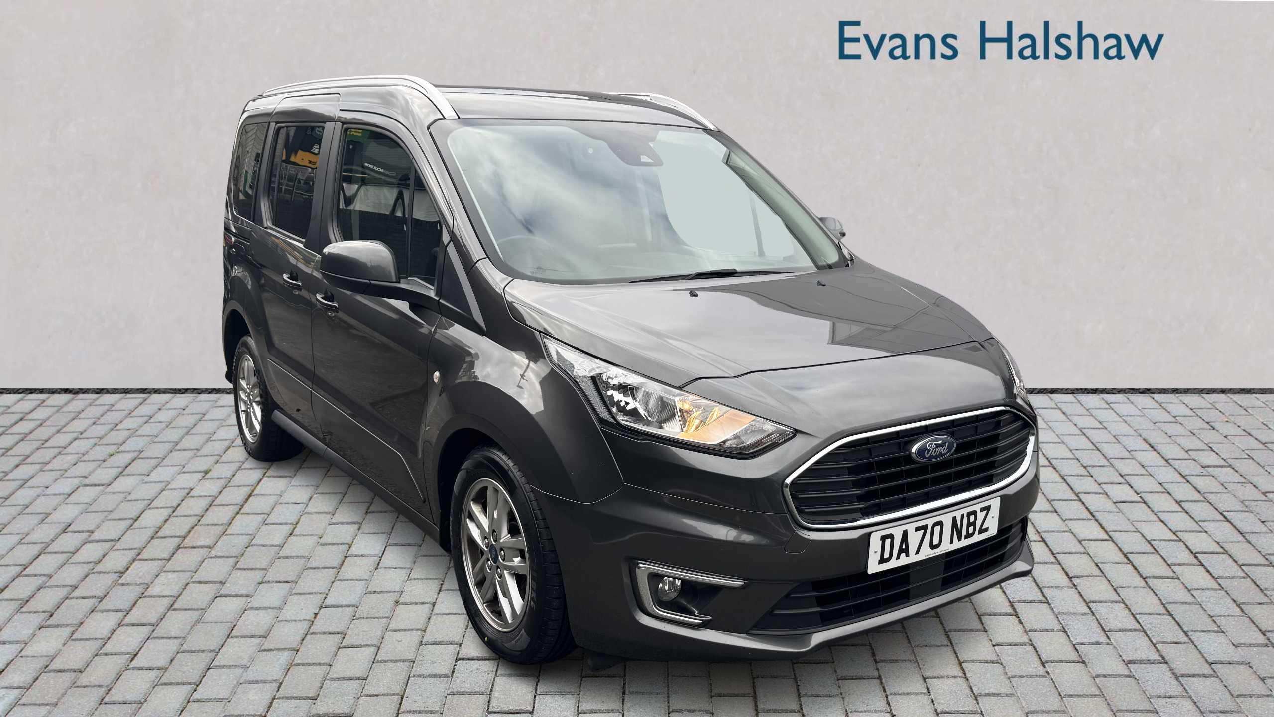 Main listing image - Ford Tourneo Connect