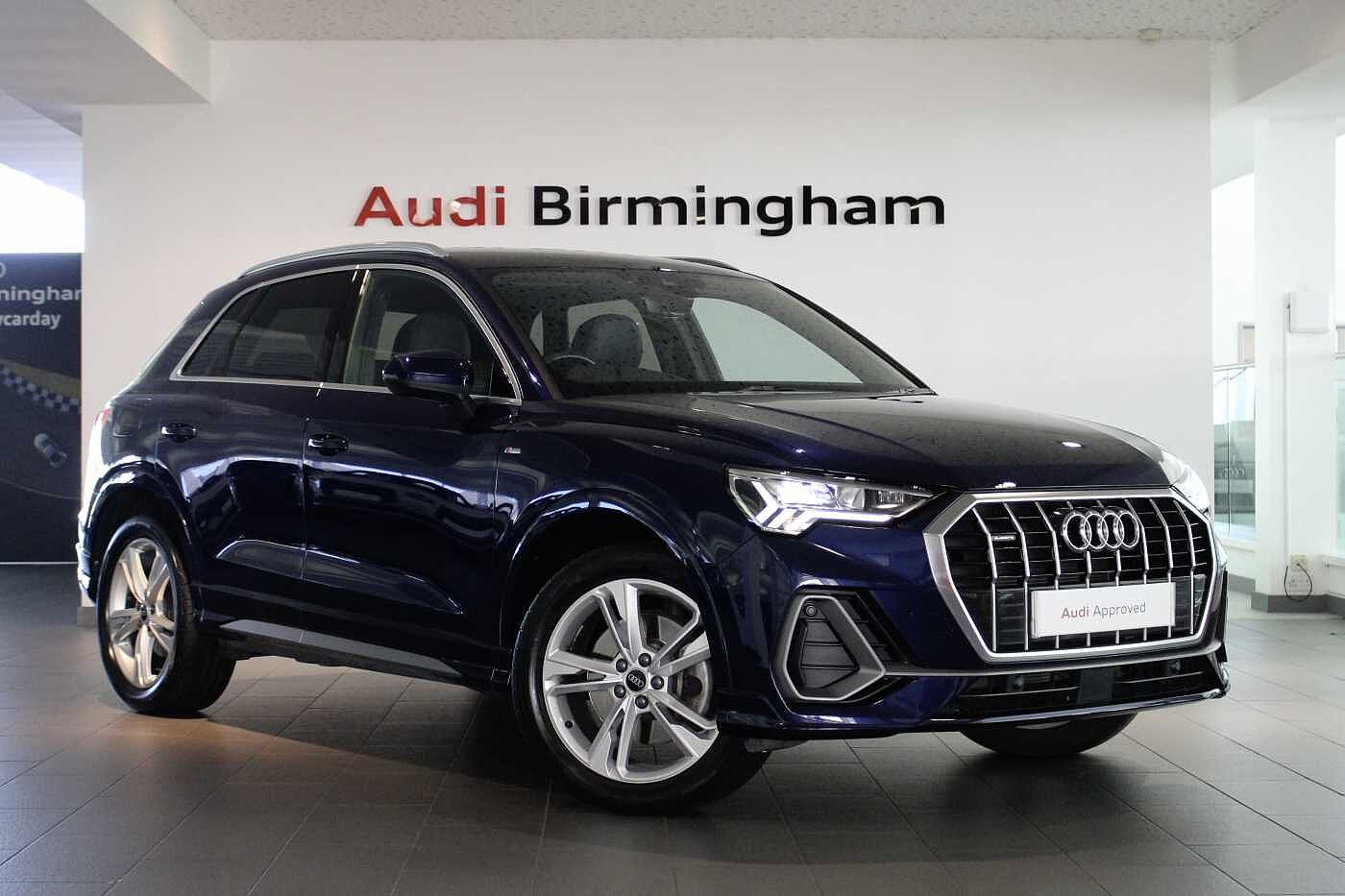 Main listing image - Audi Q3