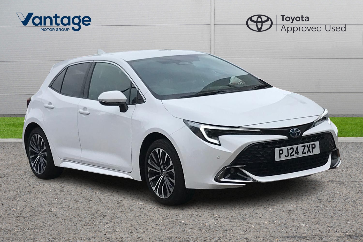 Main listing image - Toyota Corolla