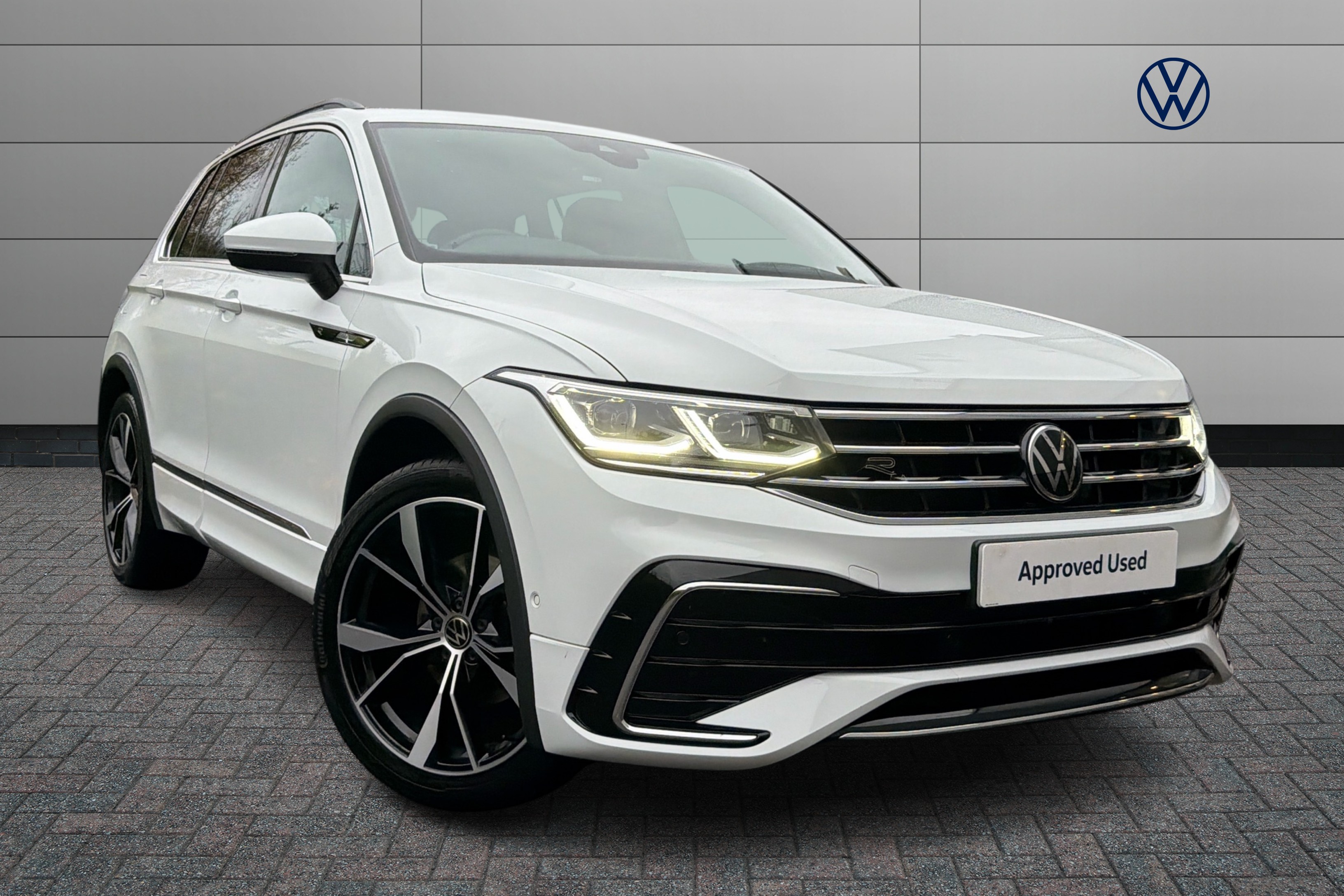 Main listing image - Volkswagen Tiguan