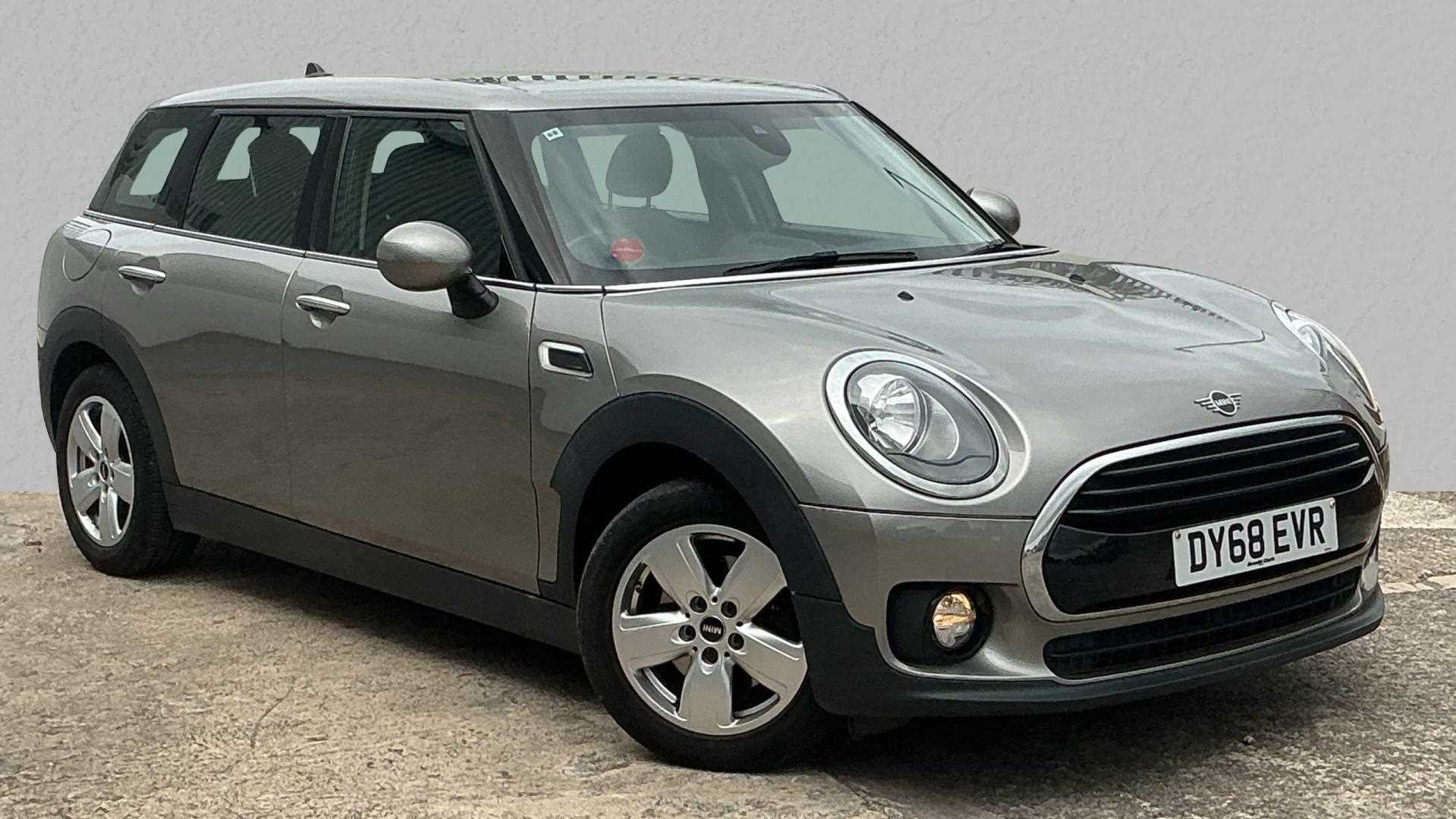 Main listing image - MINI Clubman