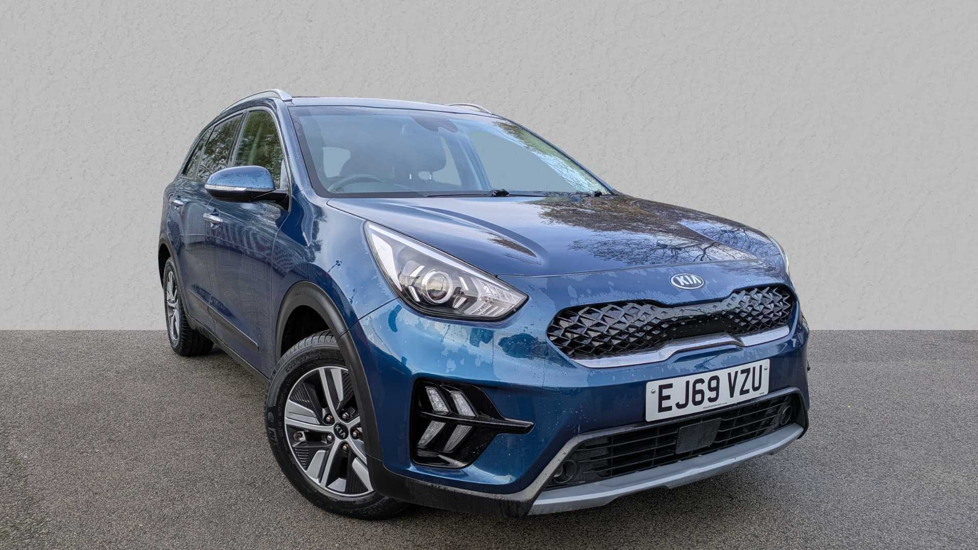 Main listing image - Kia Niro