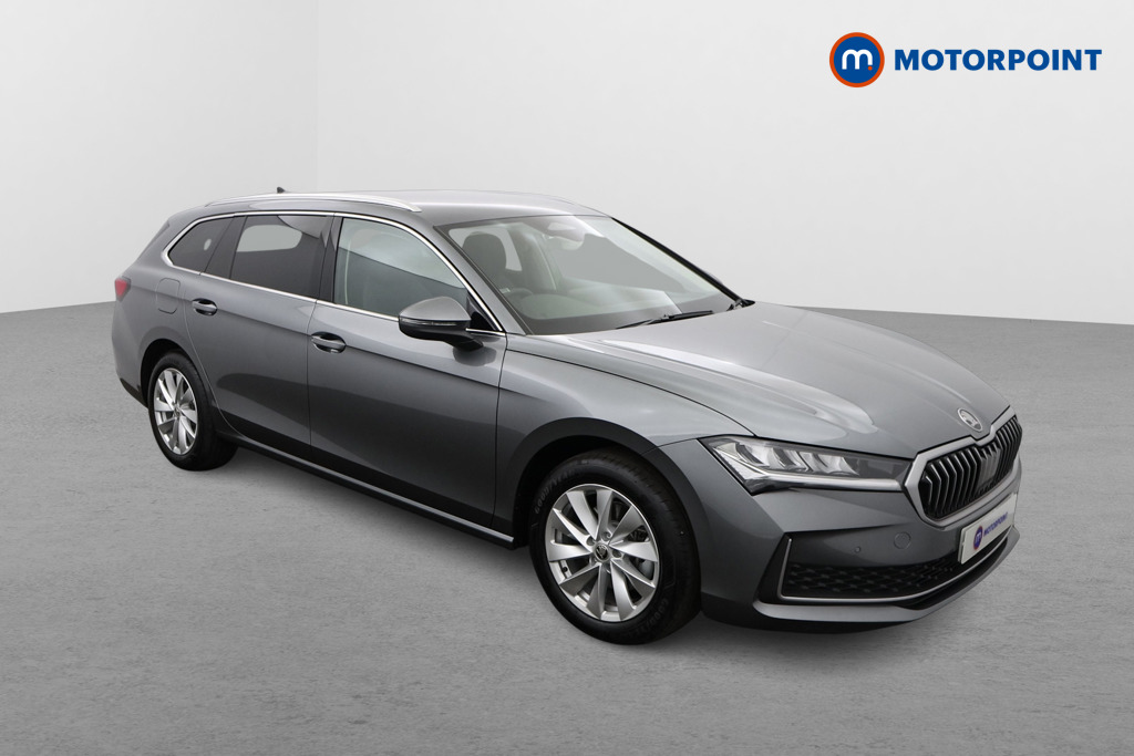 Main listing image - Skoda Superb Estate