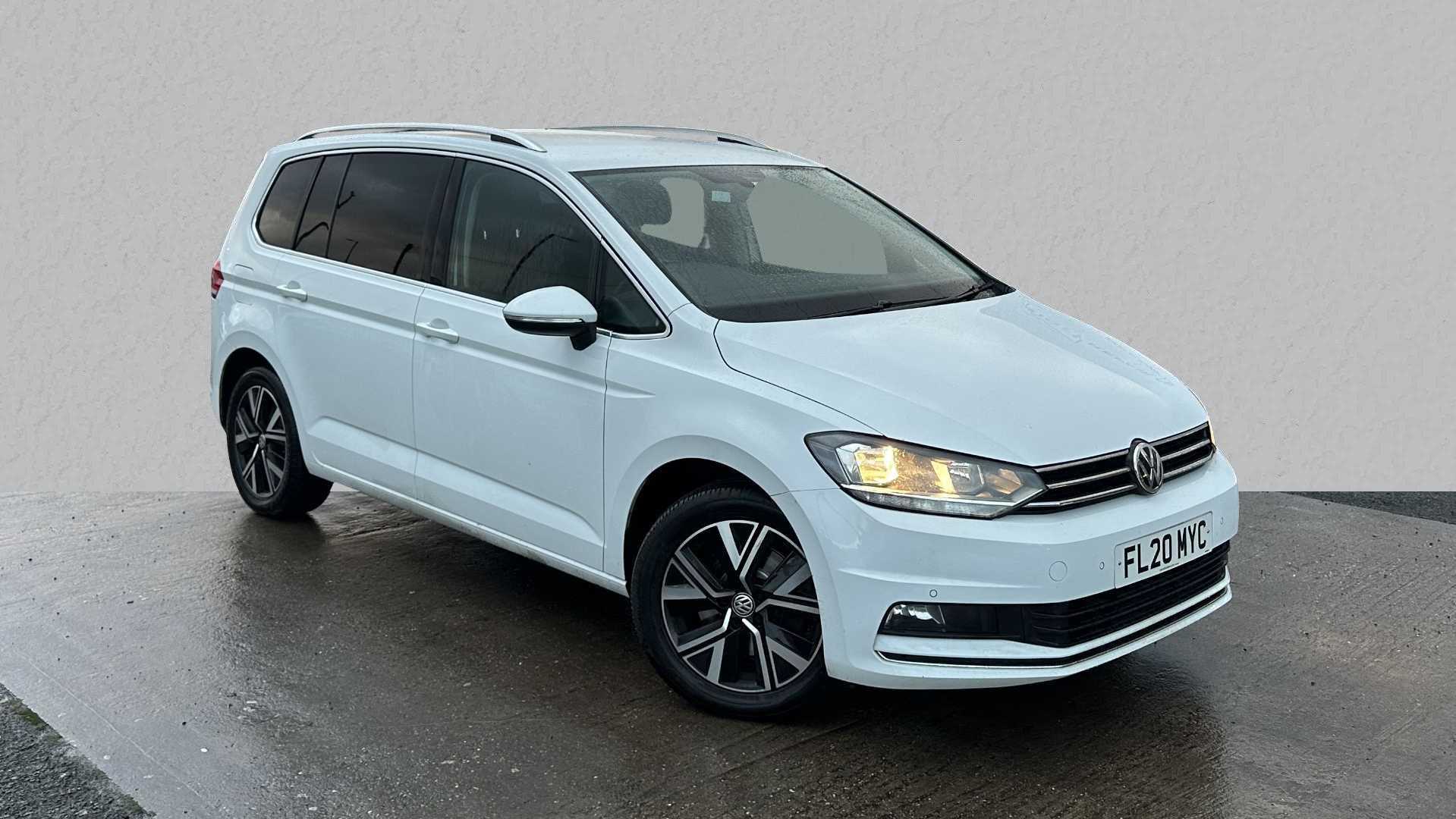 Main listing image - Volkswagen Touran