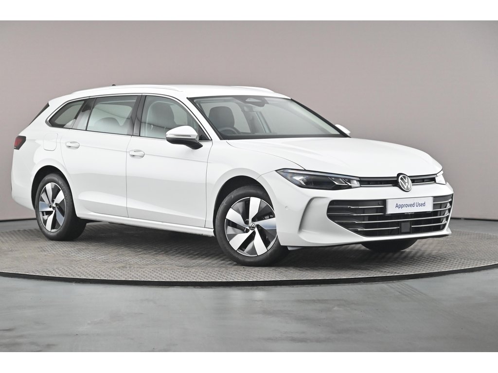 Main listing image - Volkswagen Passat Estate
