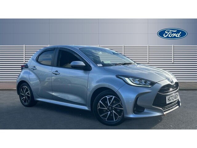 Main listing image - Toyota Yaris