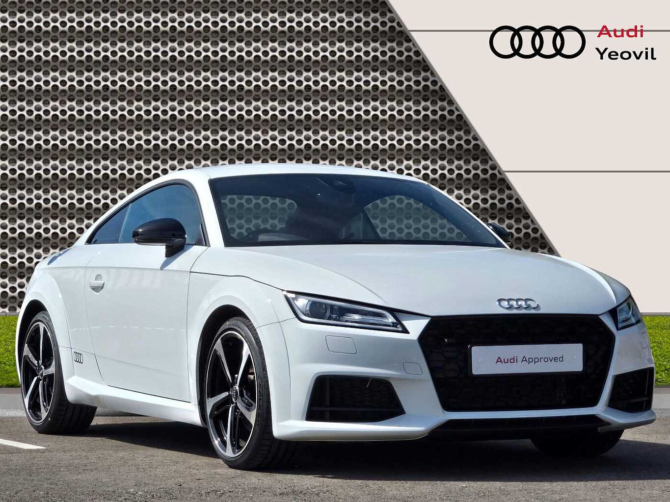 Main listing image - Audi TT