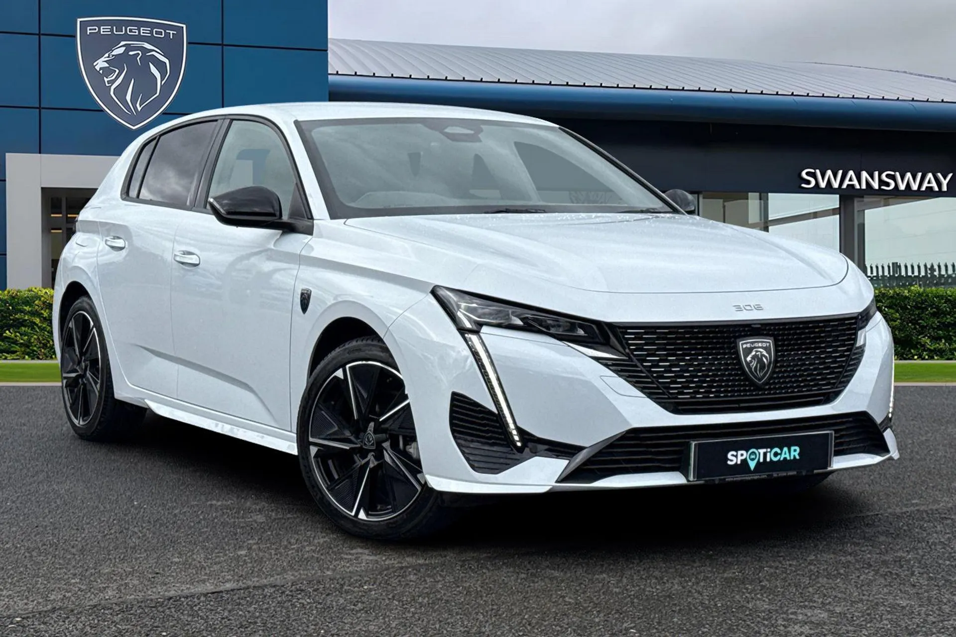 Main listing image - Peugeot e-308