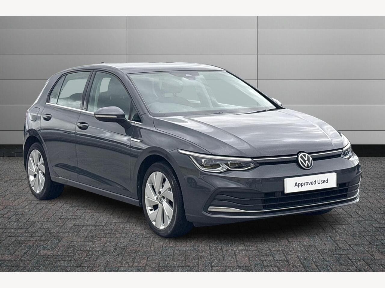 Main listing image - Volkswagen Golf