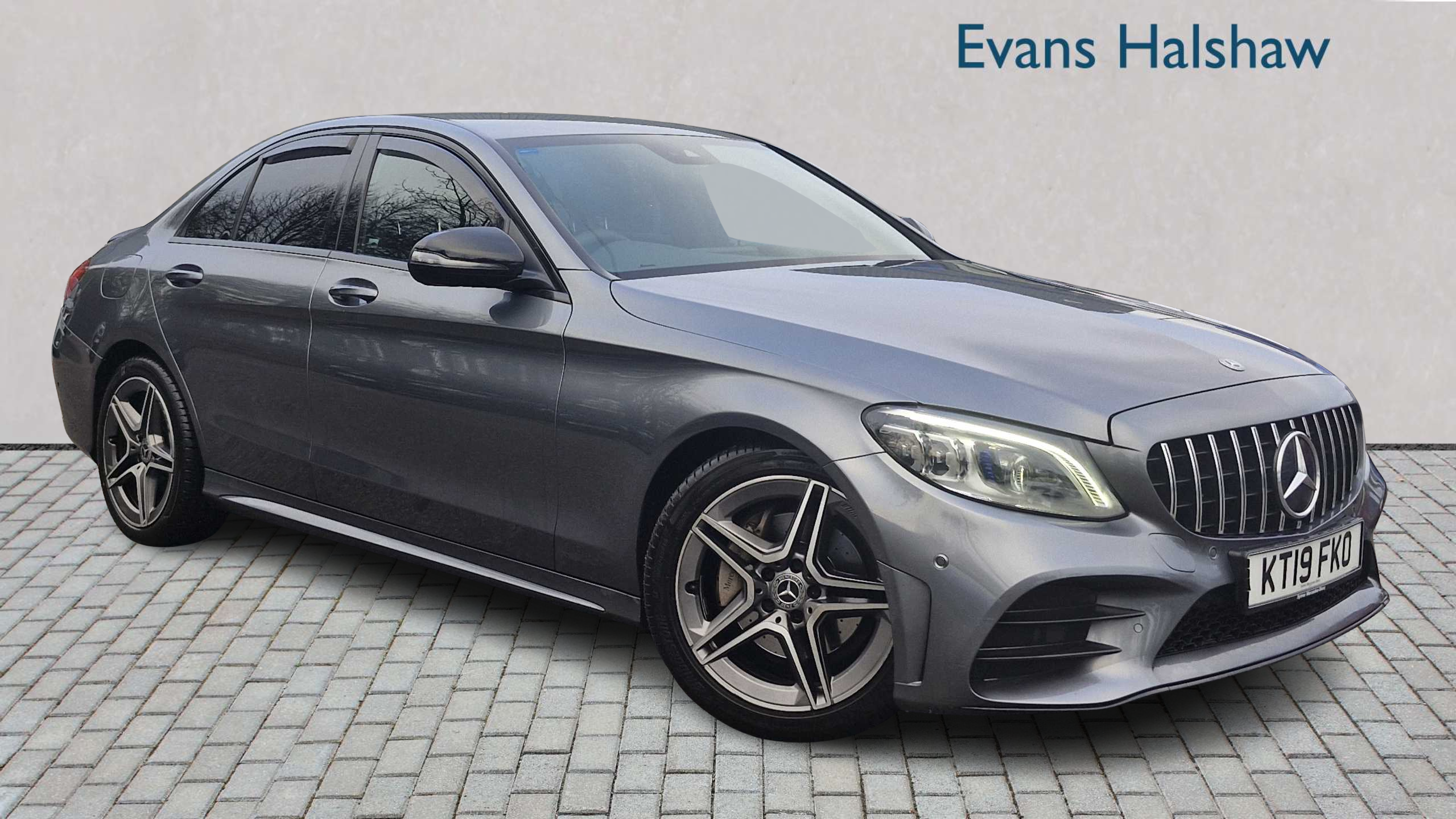 Main listing image - Mercedes-Benz C-Class