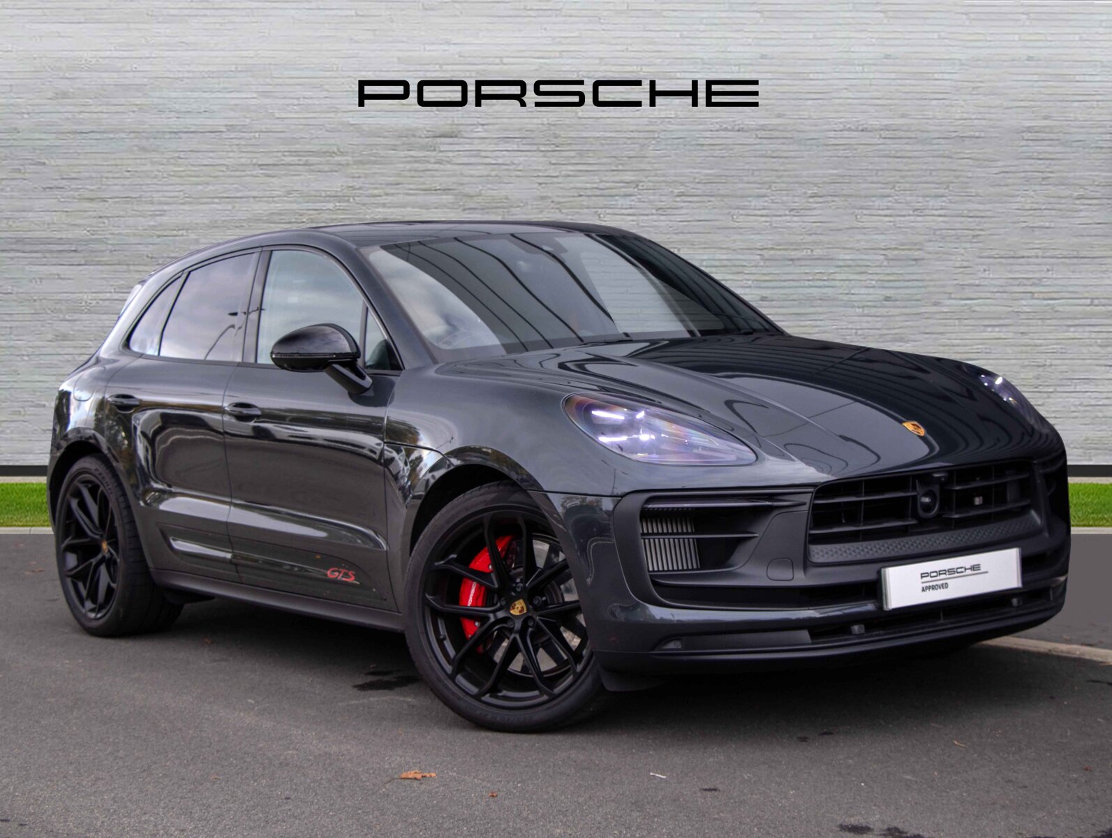 Main listing image - Porsche Macan