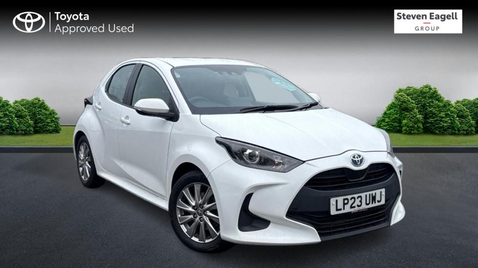 Main listing image - Toyota Yaris