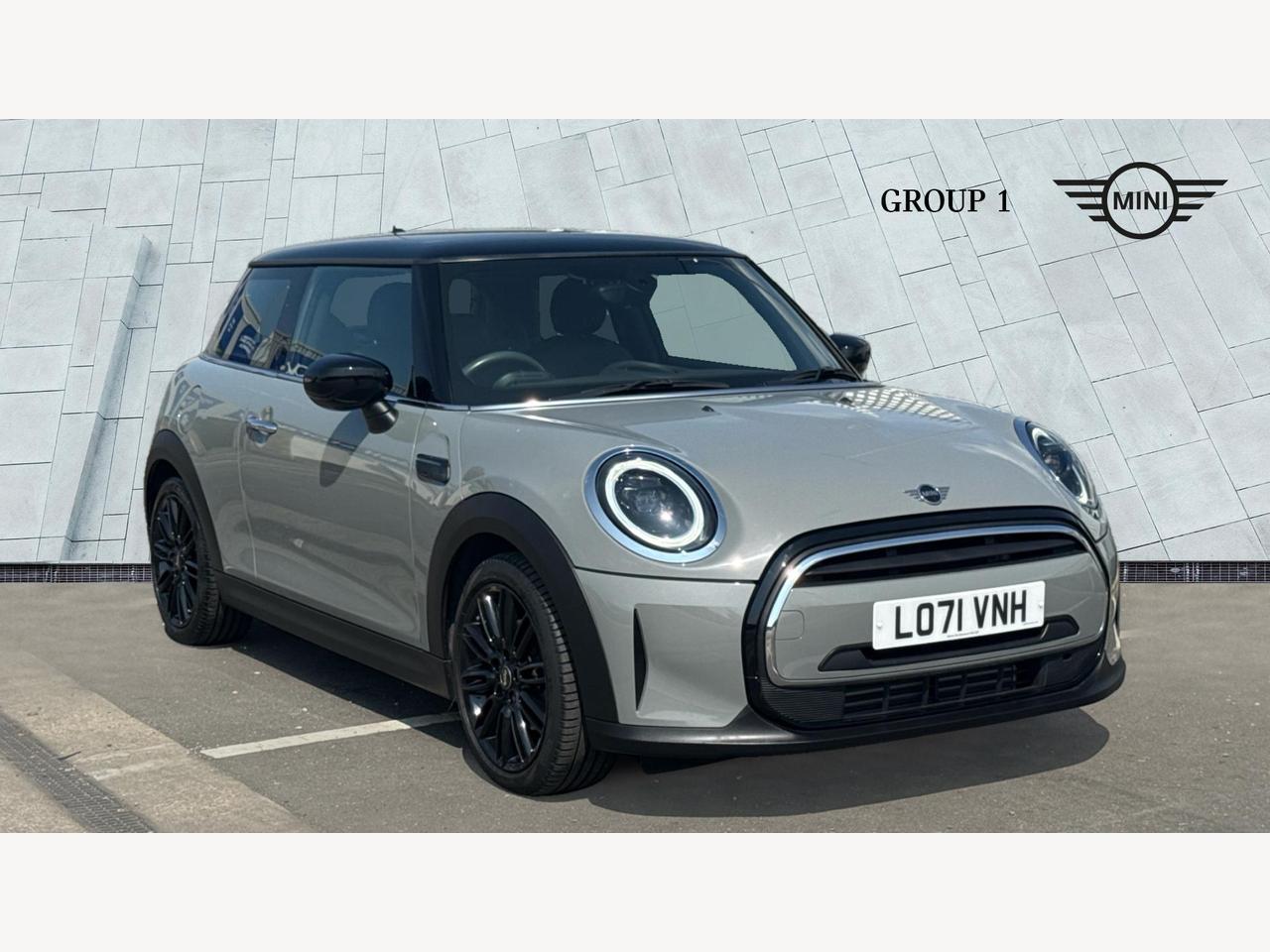 Main listing image - MINI Hatchback