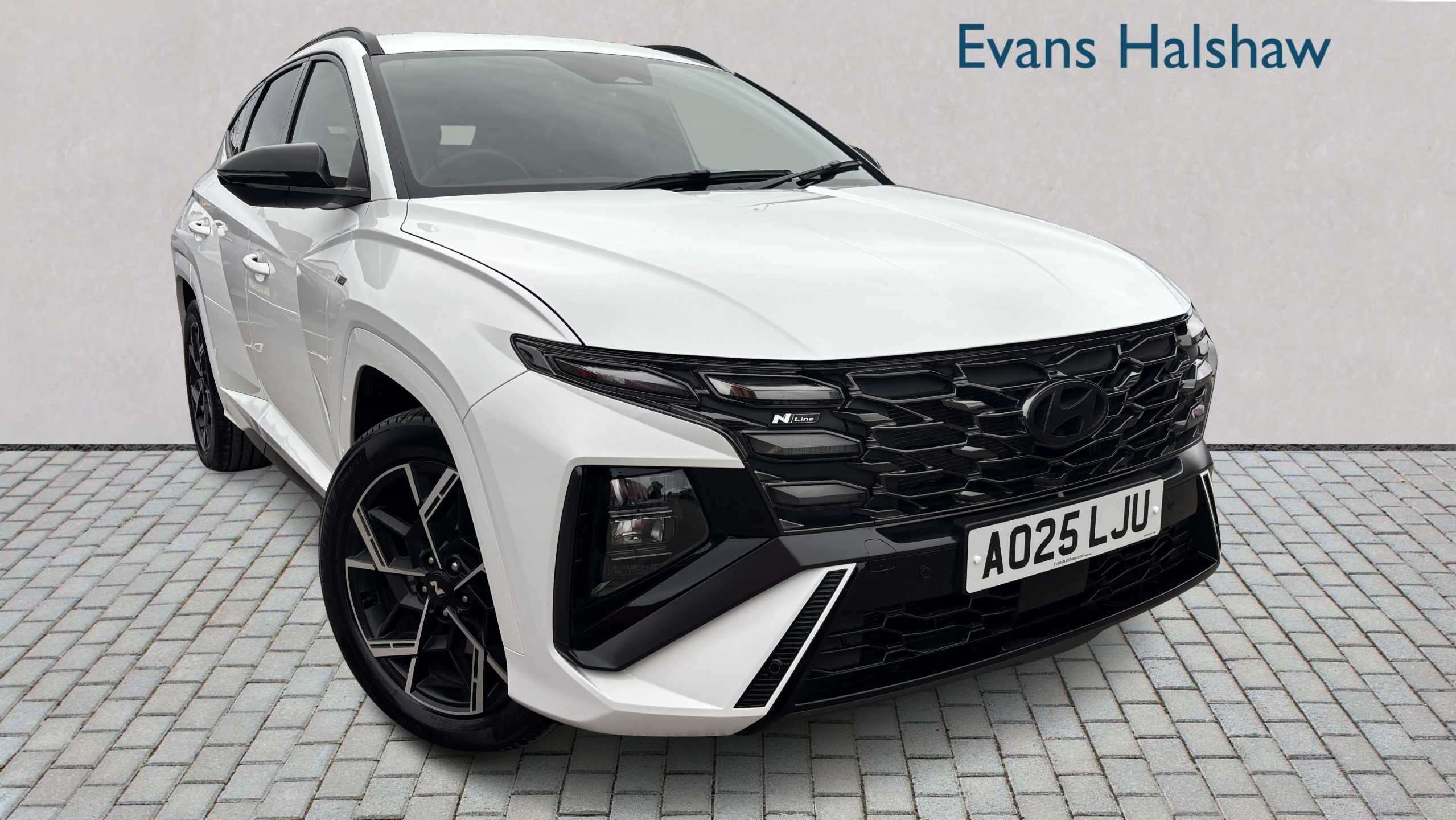 Main listing image - Hyundai Tucson