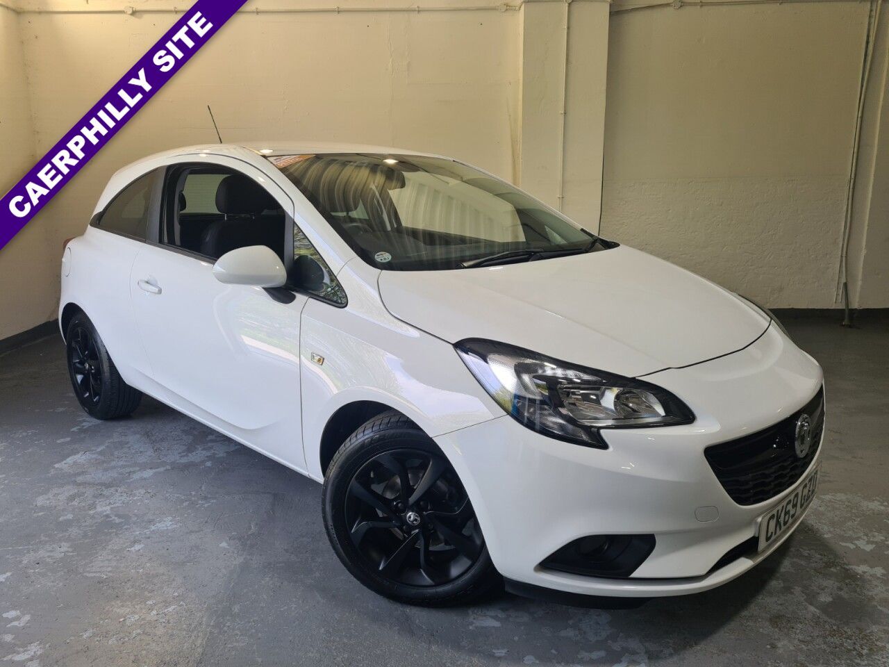 Main listing image - Vauxhall Corsa