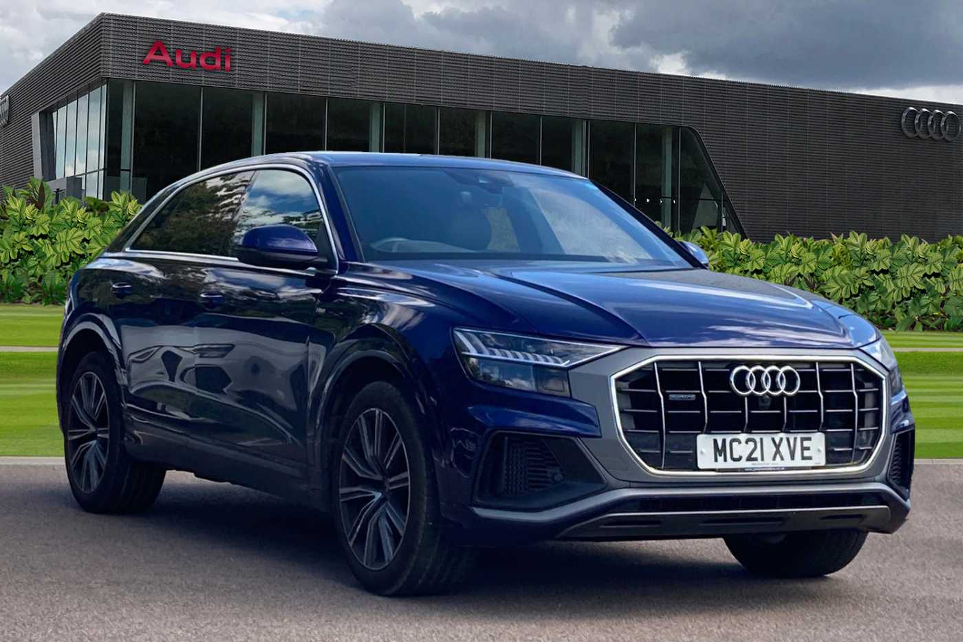 Main listing image - Audi Q8