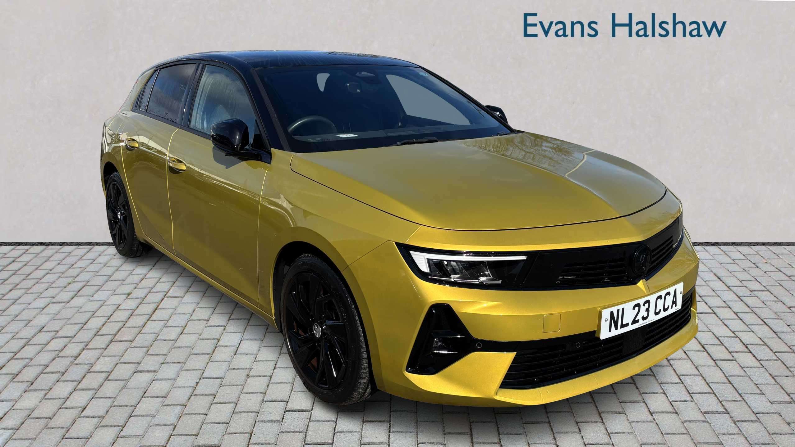 Main listing image - Vauxhall Astra