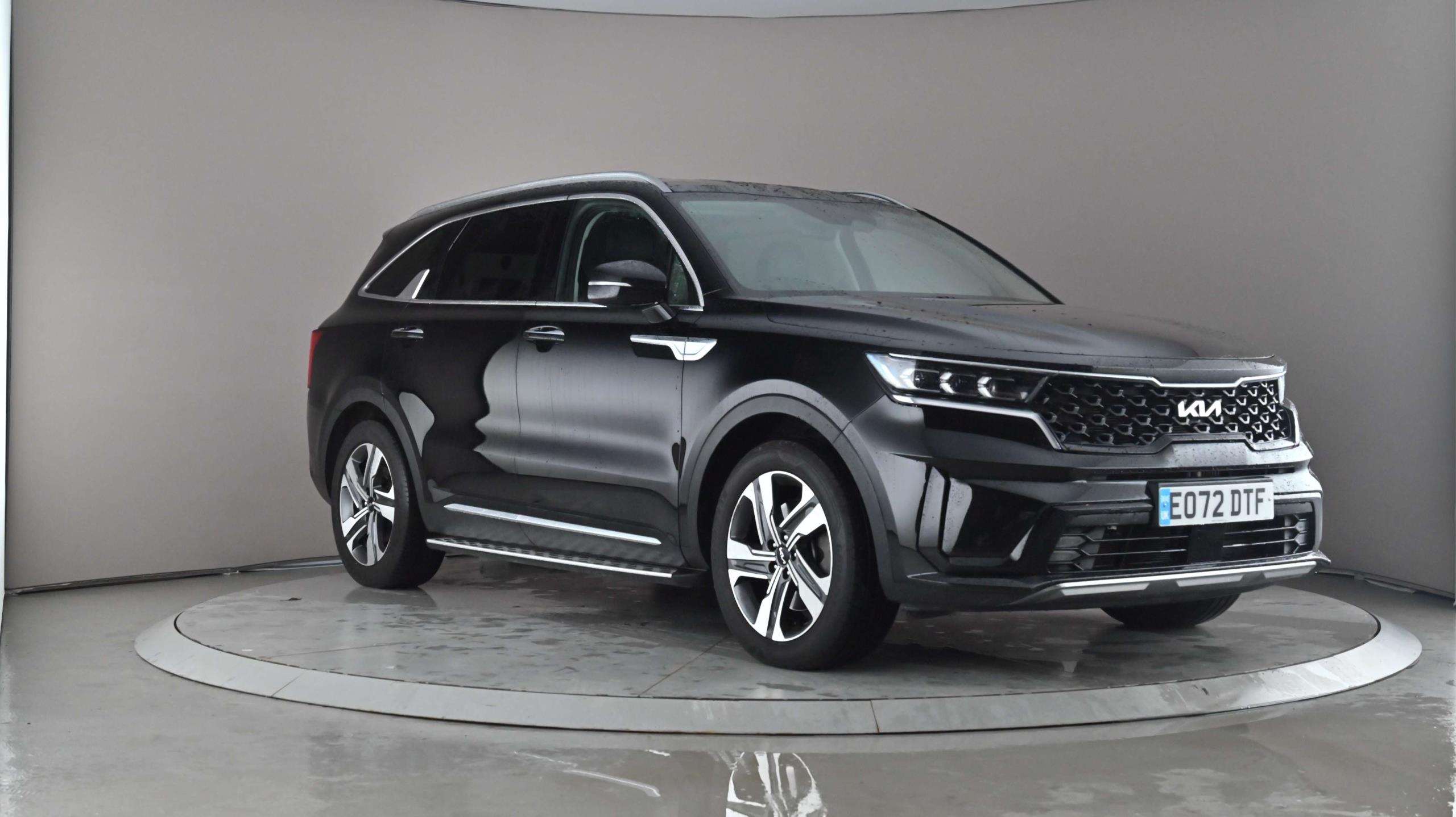 Main listing image - Kia Sorento