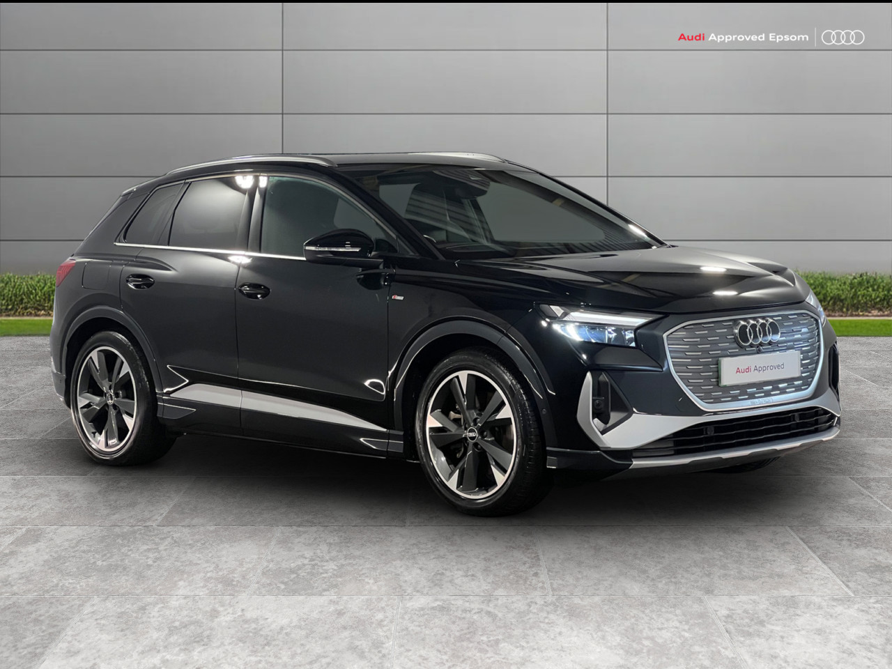 Main listing image - Audi Q4