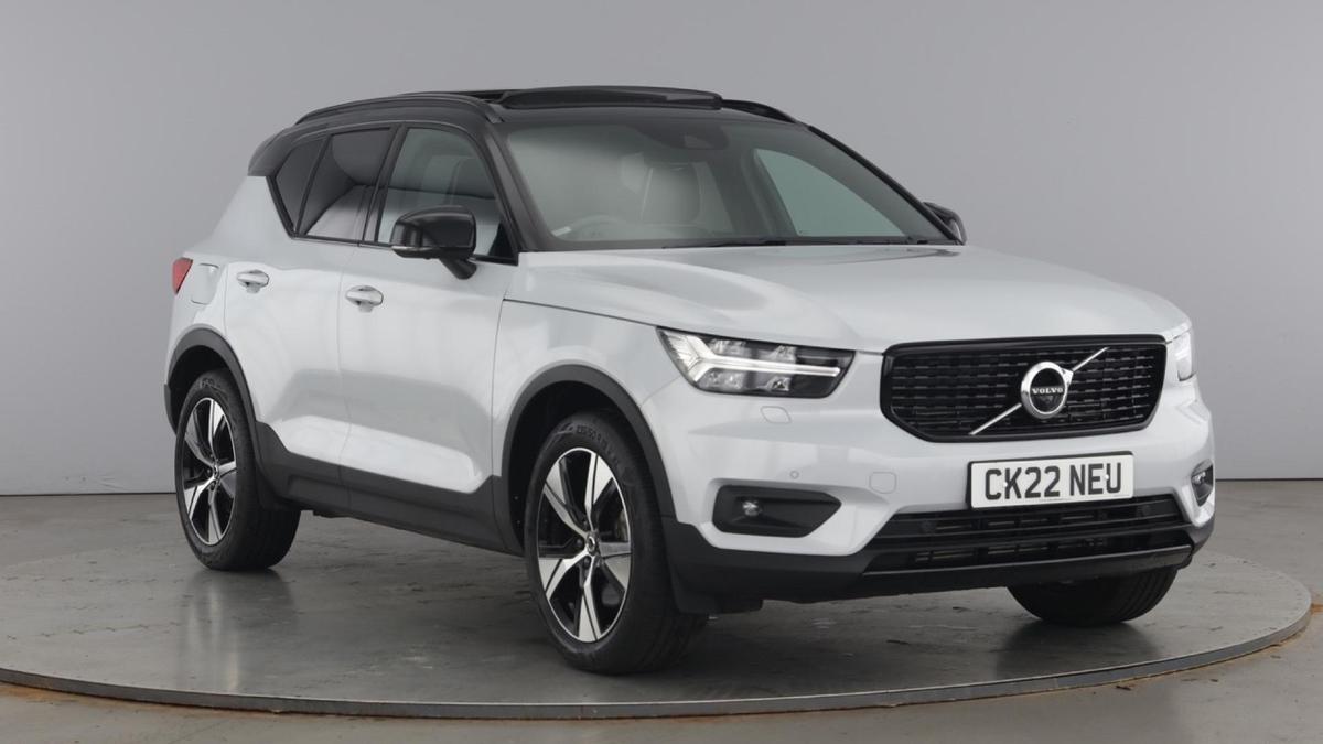 Main listing image - Volvo XC40 Recharge