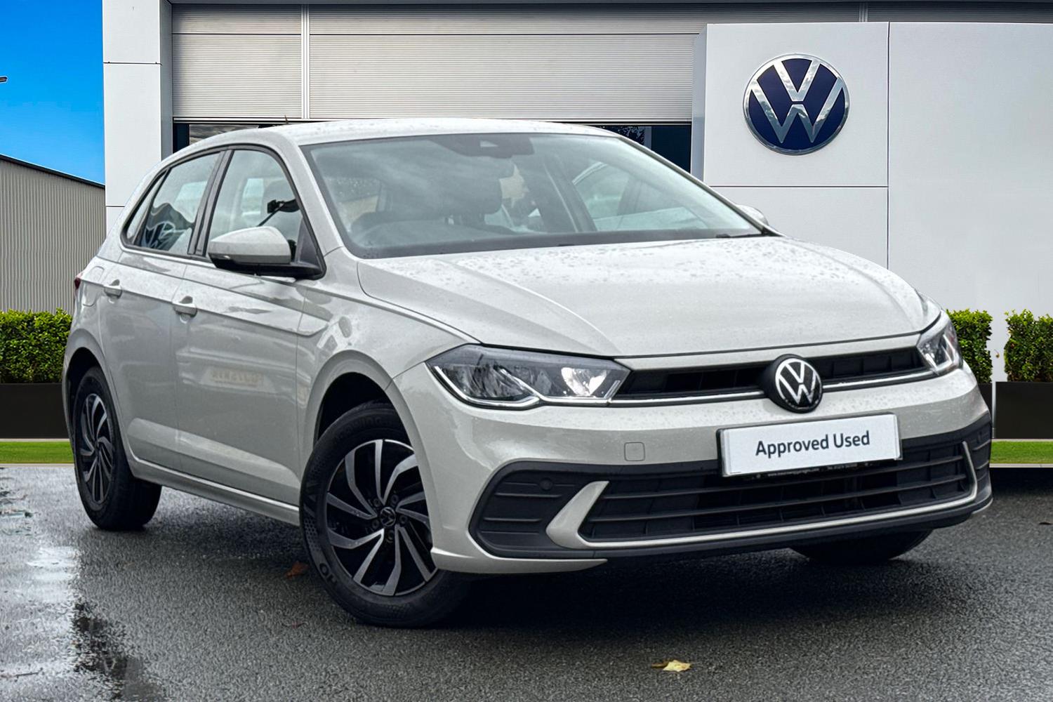 Main listing image - Volkswagen Polo