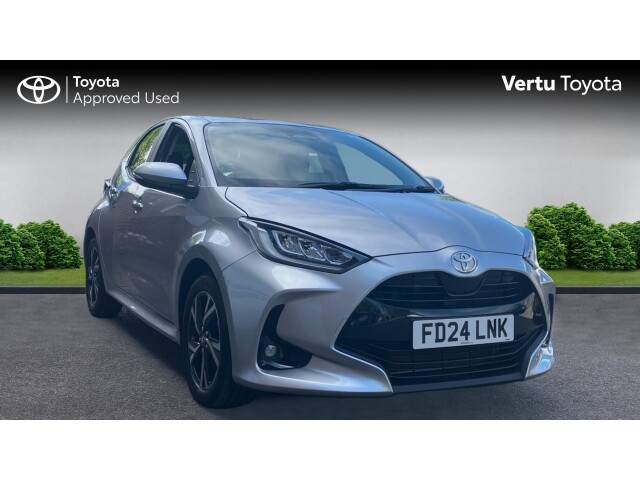Main listing image - Toyota Yaris