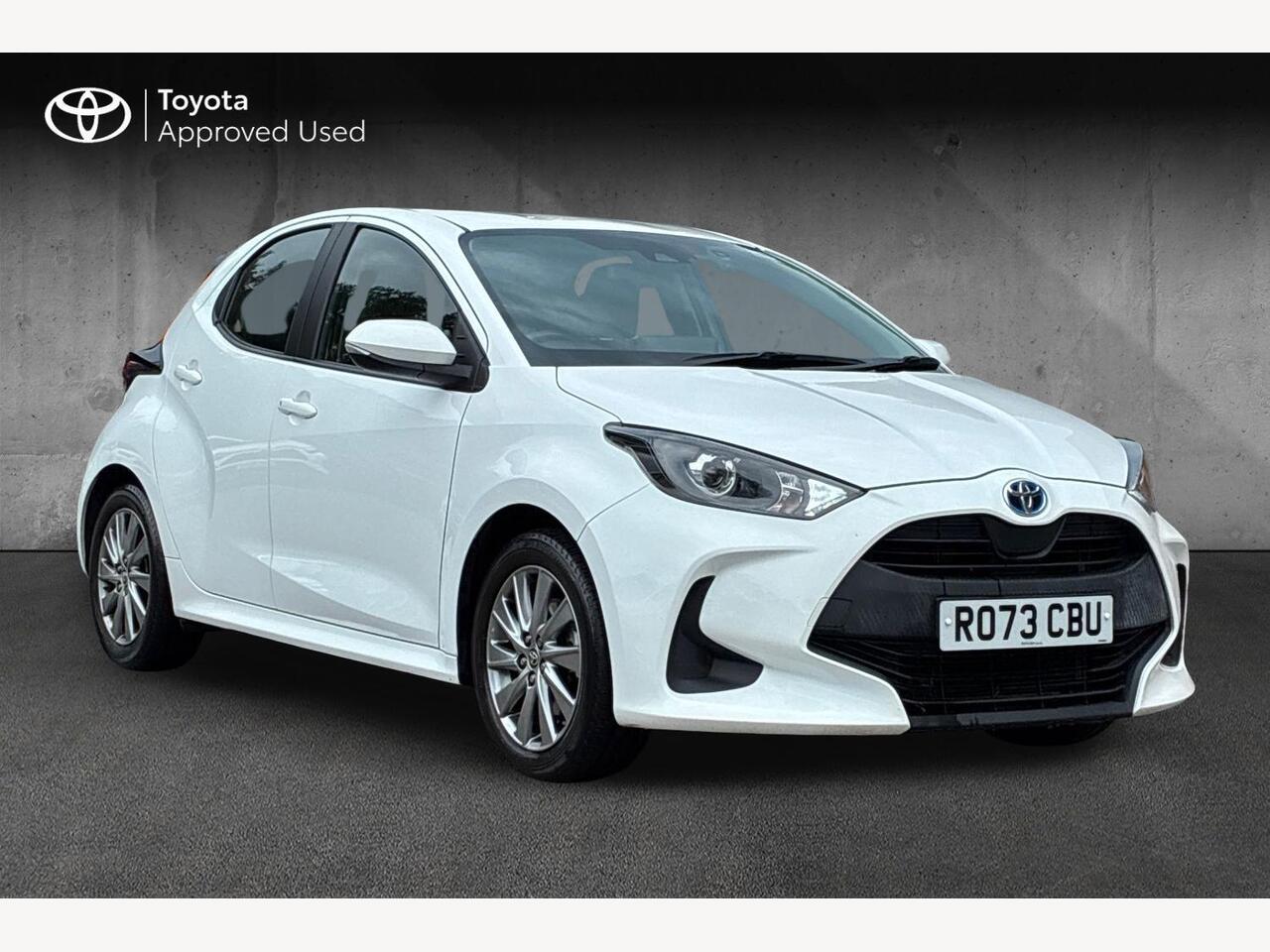 Main listing image - Toyota Yaris