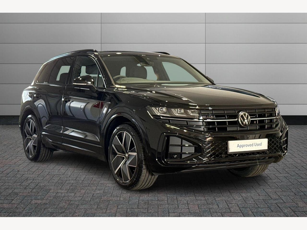 Main listing image - Volkswagen Touareg