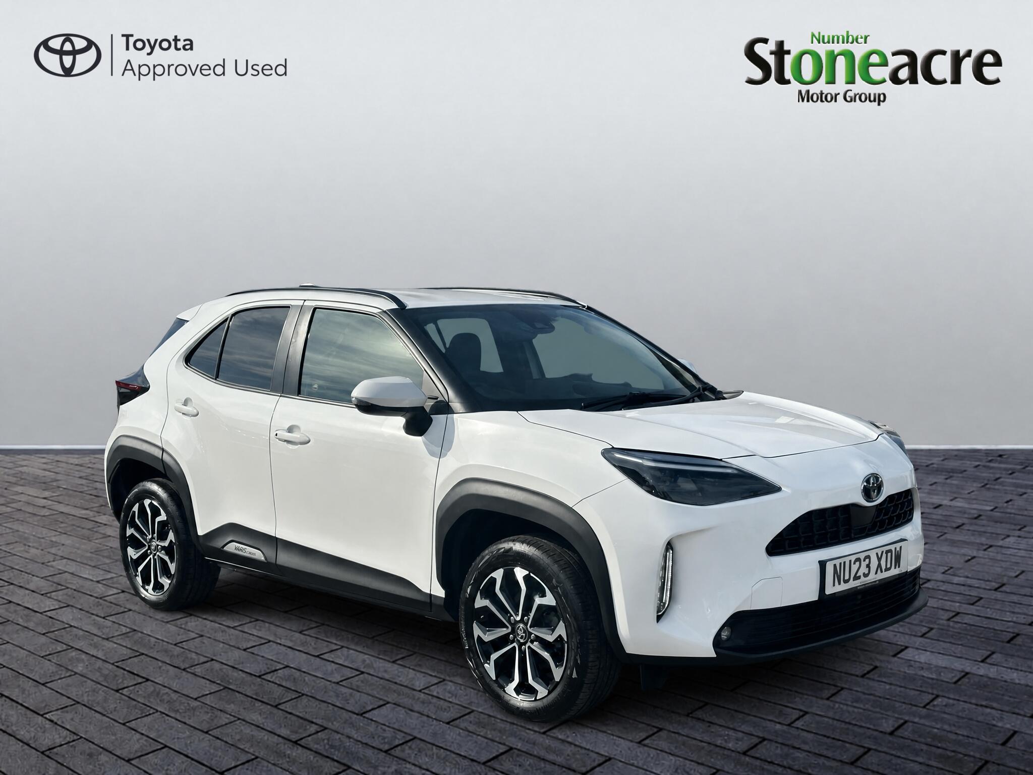 Main listing image - Toyota Yaris Cross