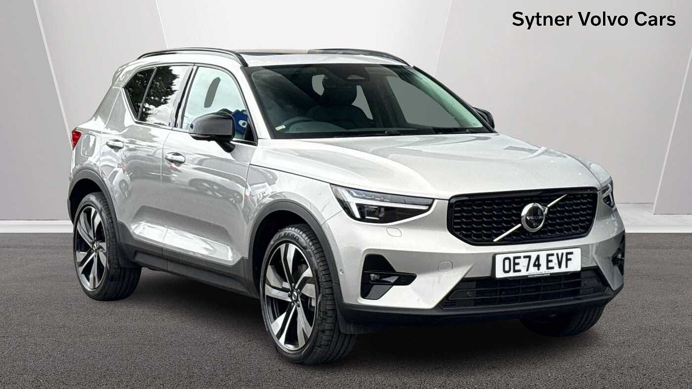Main listing image - Volvo XC40