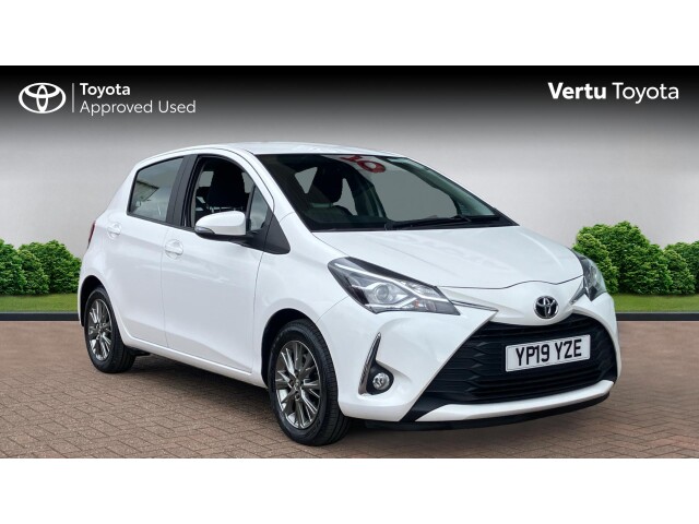 Main listing image - Toyota Yaris