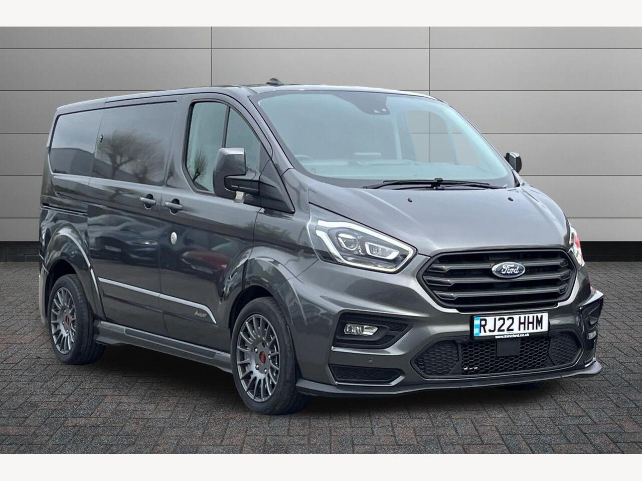 Main listing image - Ford Transit Custom