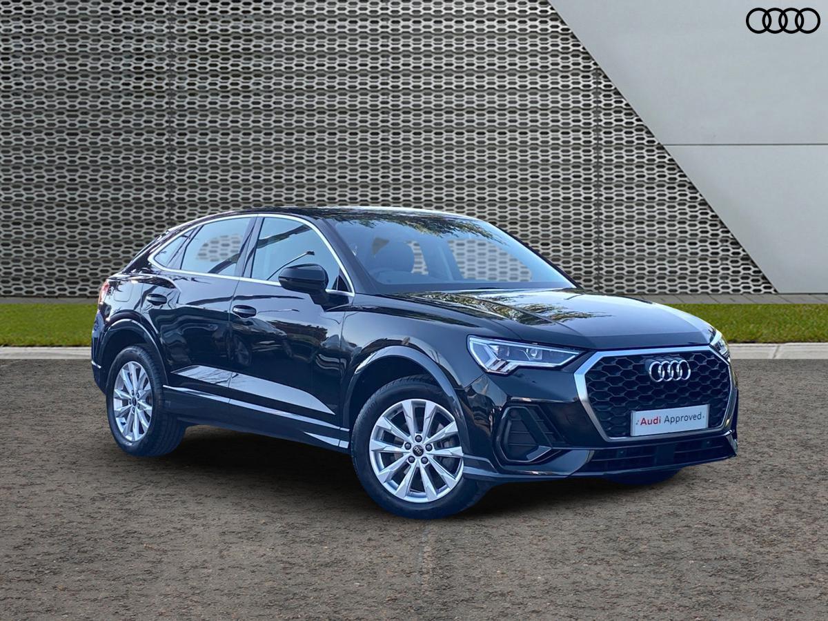 Main listing image - Audi Q3