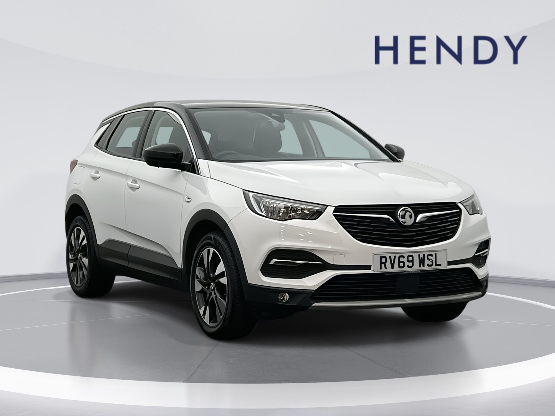 Main listing image - Vauxhall Grandland X