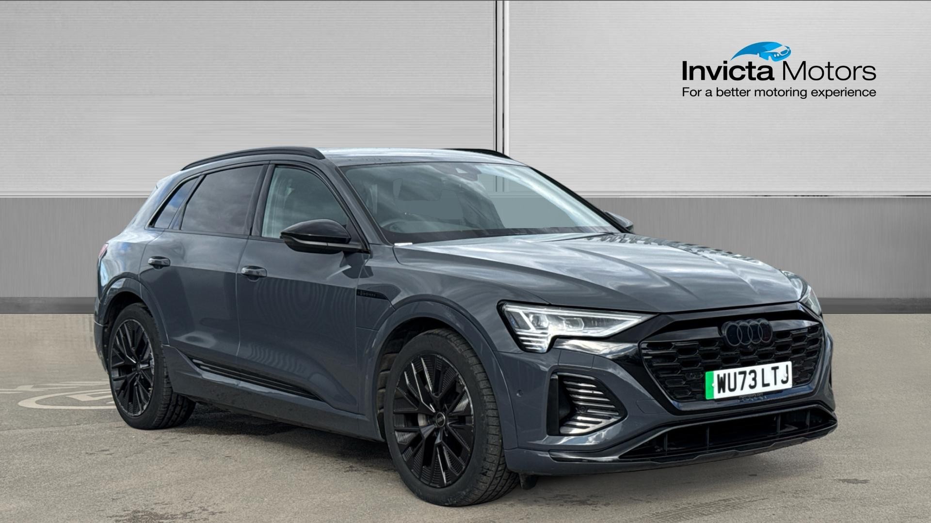 Main listing image - Audi Q8