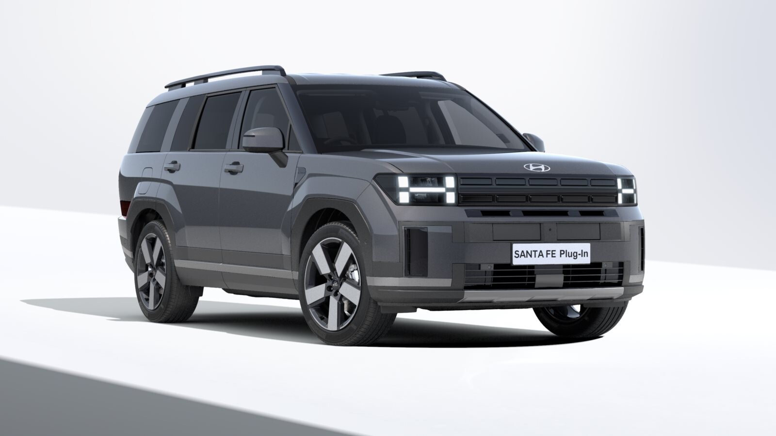 Main listing image - Hyundai Santa Fe