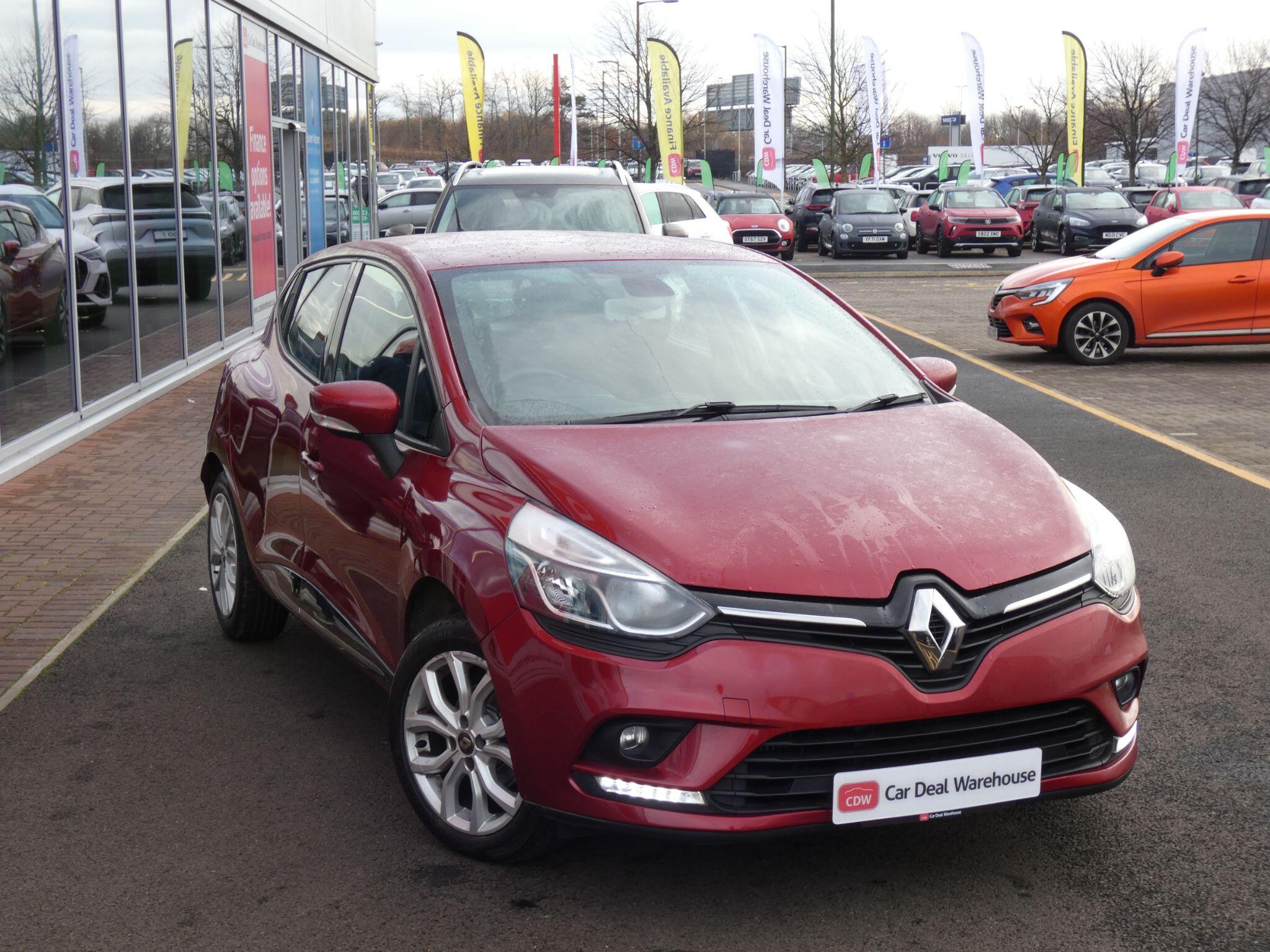 Main listing image - Renault Clio