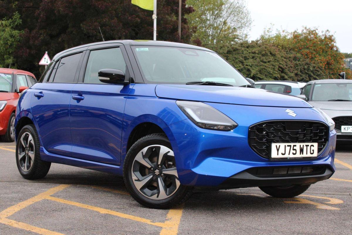 Main listing image - Suzuki Swift